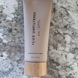 Lux Unfiltered Blurring body glow!